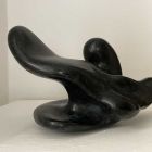 Doerflinger_Pieta_li-2023_Serpentin-tauerngruen_13°5x21x12_3k8.JPG