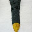 Deutsch_archaische-Form-II_2001_Papier-geschoepft-Pigmente-Beize_182x60x17_8k5.JPG